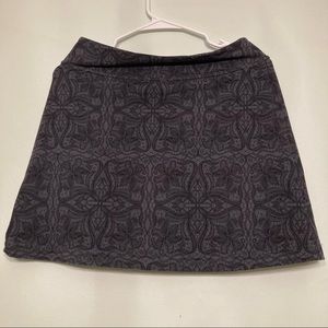 ATHLETA EVERYDAY SKORT SIZE SMALL GRAY/BLACK COLOR